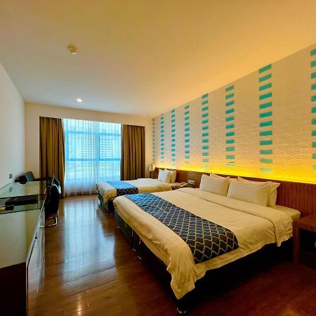 New World Express Motel Bintulu Exteriér fotografie
