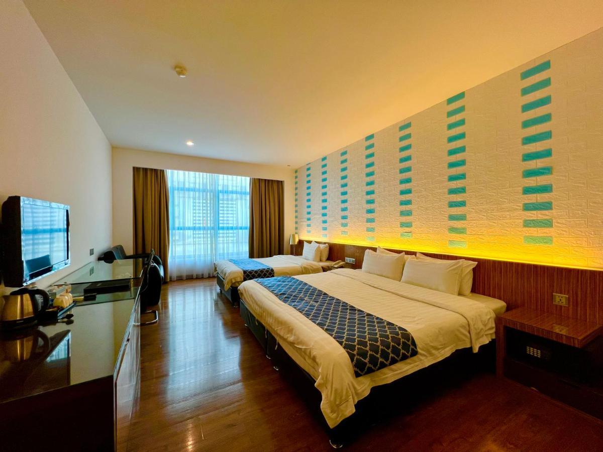 New World Express Motel Bintulu Exteriér fotografie