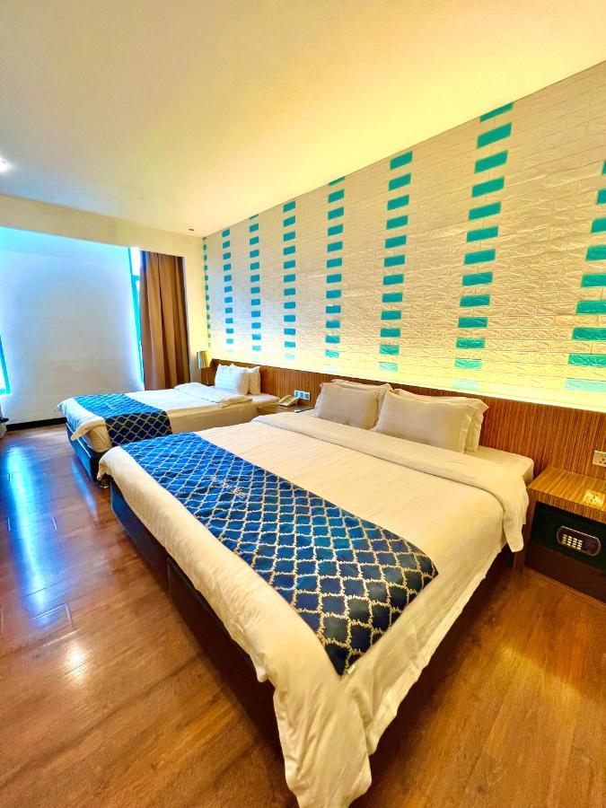 New World Express Motel Bintulu Exteriér fotografie