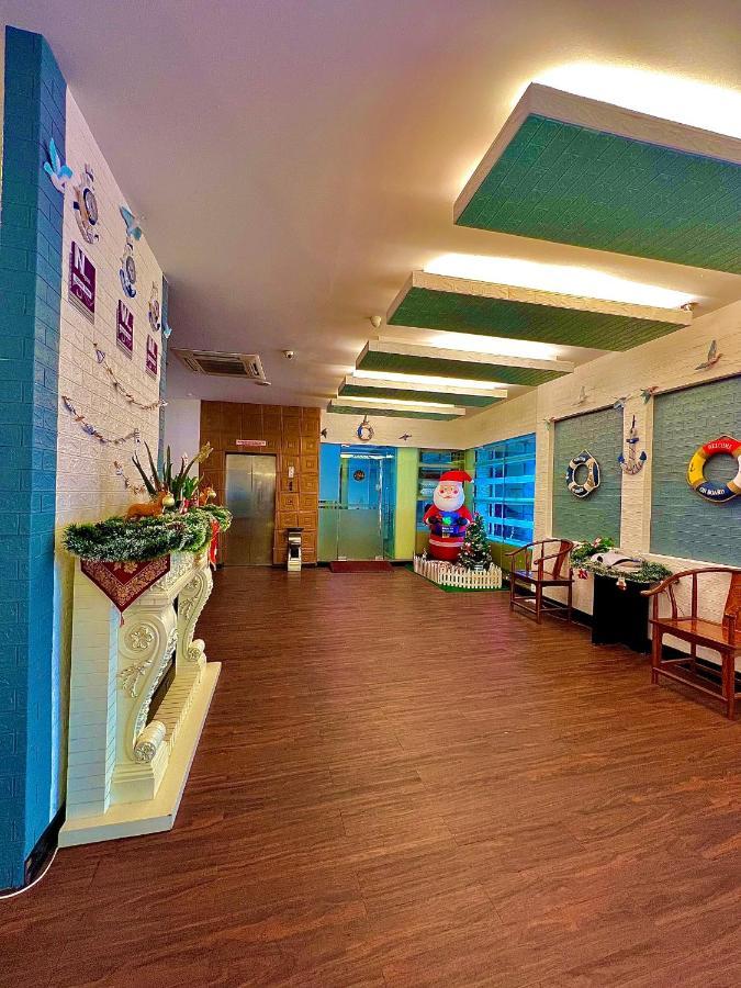 New World Express Motel Bintulu Exteriér fotografie